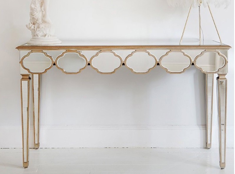 Console design miroir et or Veniza 139 cm LesTendances.fr